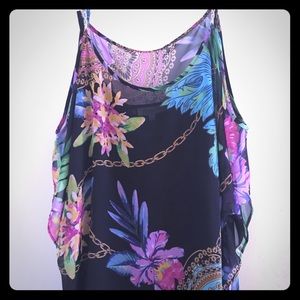 Jennifer Lopez cold shoulder top